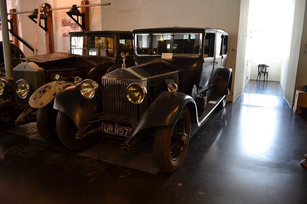 Historischer Rolls-Royce Phantom im Museum Dornbirn